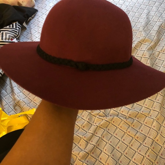 H&M hat - Picture 2 of 3